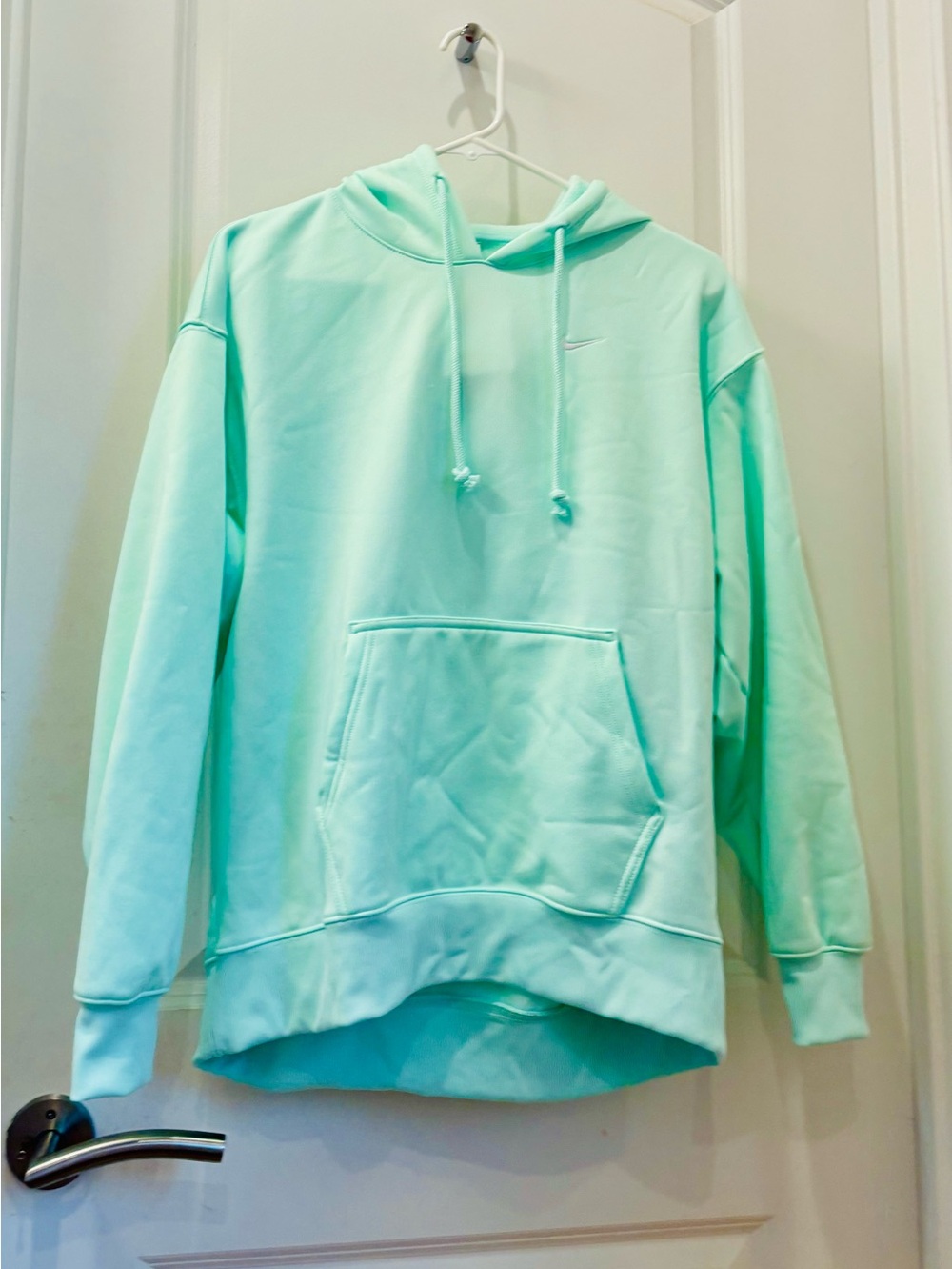 NWT Nike bright Mint Green Pullover Hoodie -Small